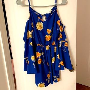 Blue flower styled romper